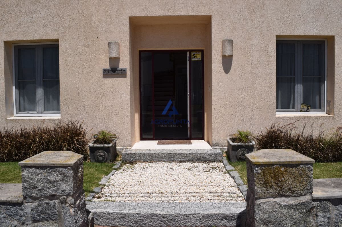 Casa en Peninsula, 4 dormitorios *  -