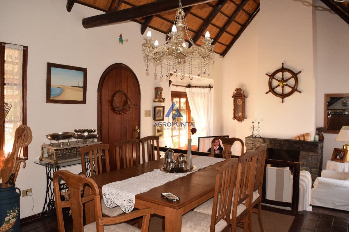 Casa en Pinares, 4 dormitorios *