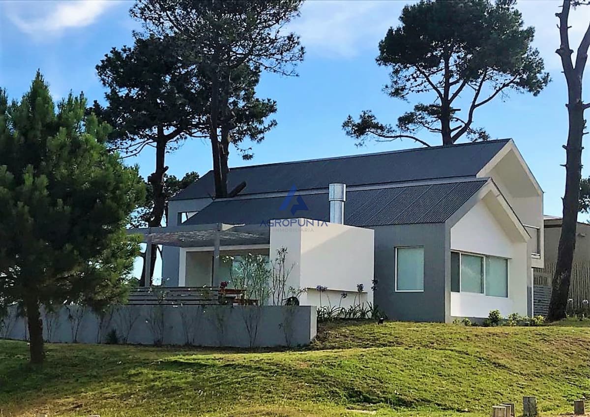 Casa a estrenar en Jose Ignacio