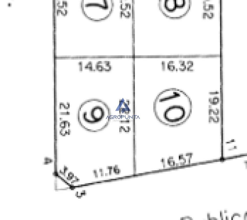 Venta Terreno Nro 9 y 10 Maldonado Altos de la Laguna 676m2