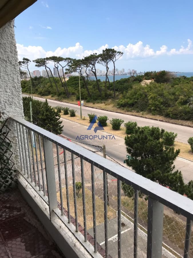 Venta Apartamento en Primera Línea Punta del Este 2 dormitorios