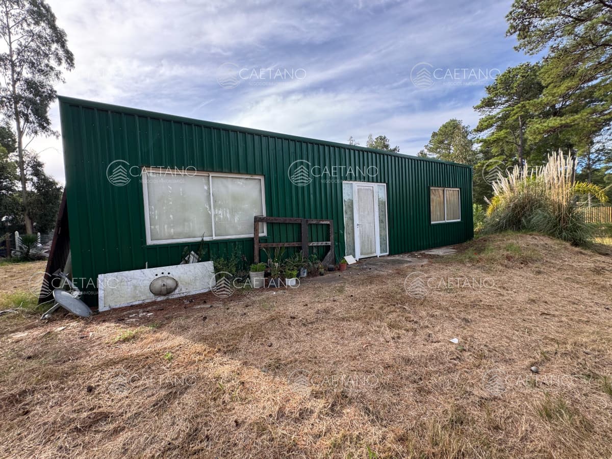 Venta Maldonado Terreno 2000m con Construcción