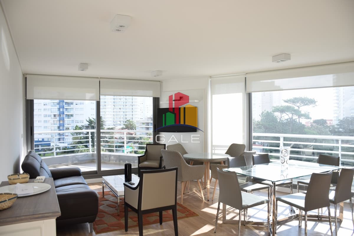 Gale Propiedades & Escribanía Apartamento ID.2258 - Apartamento en edificio de lujo
