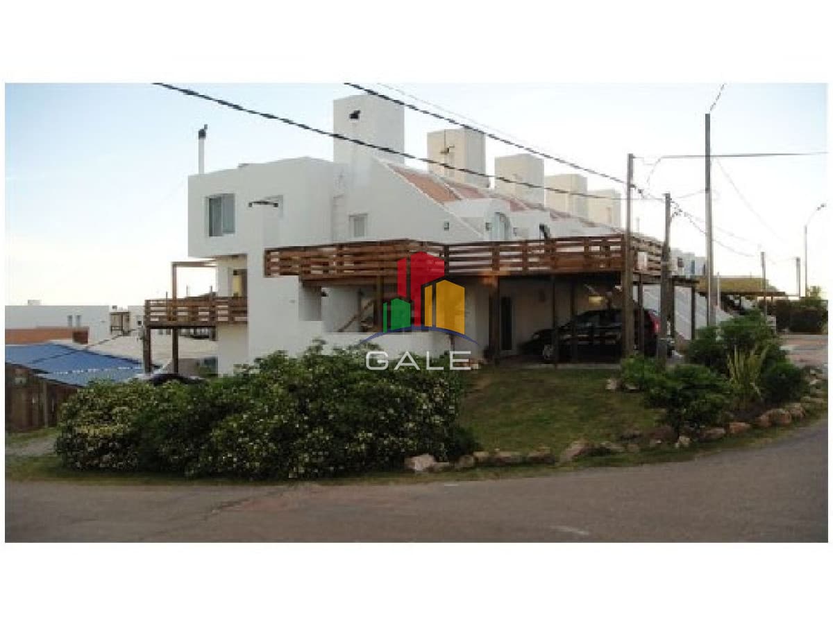 Gale Propiedades & Escribanía Apartamento ID.2308 - Apartamento en La Barra, 3 dormitorios *