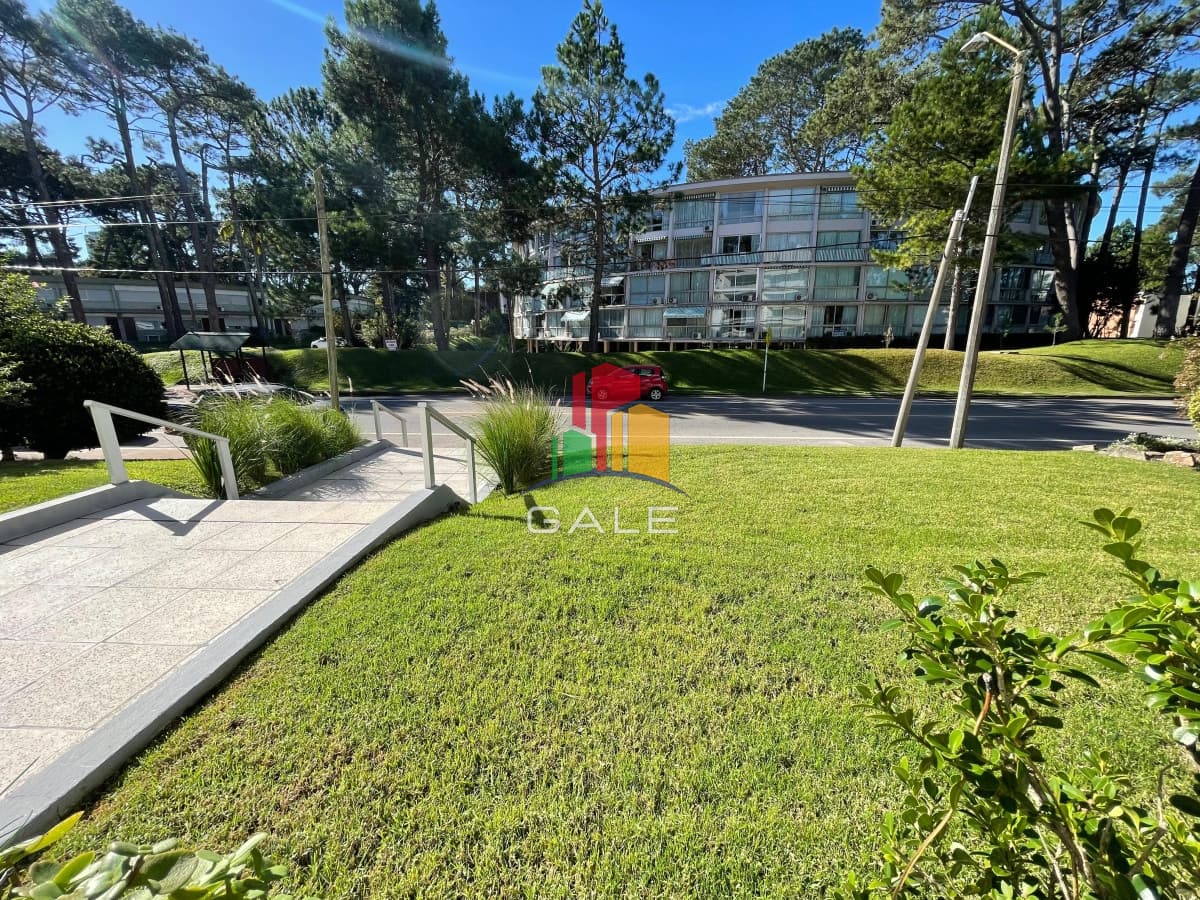Gale Propiedades & Escribanía Apartamento ID.2270 - APARTAMENTO 2 DORMITORIOS PARADA 16
