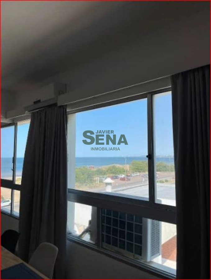 Alquiler de apartamento en la mansa, 2 dormitorios, baño, buena vista al mar.