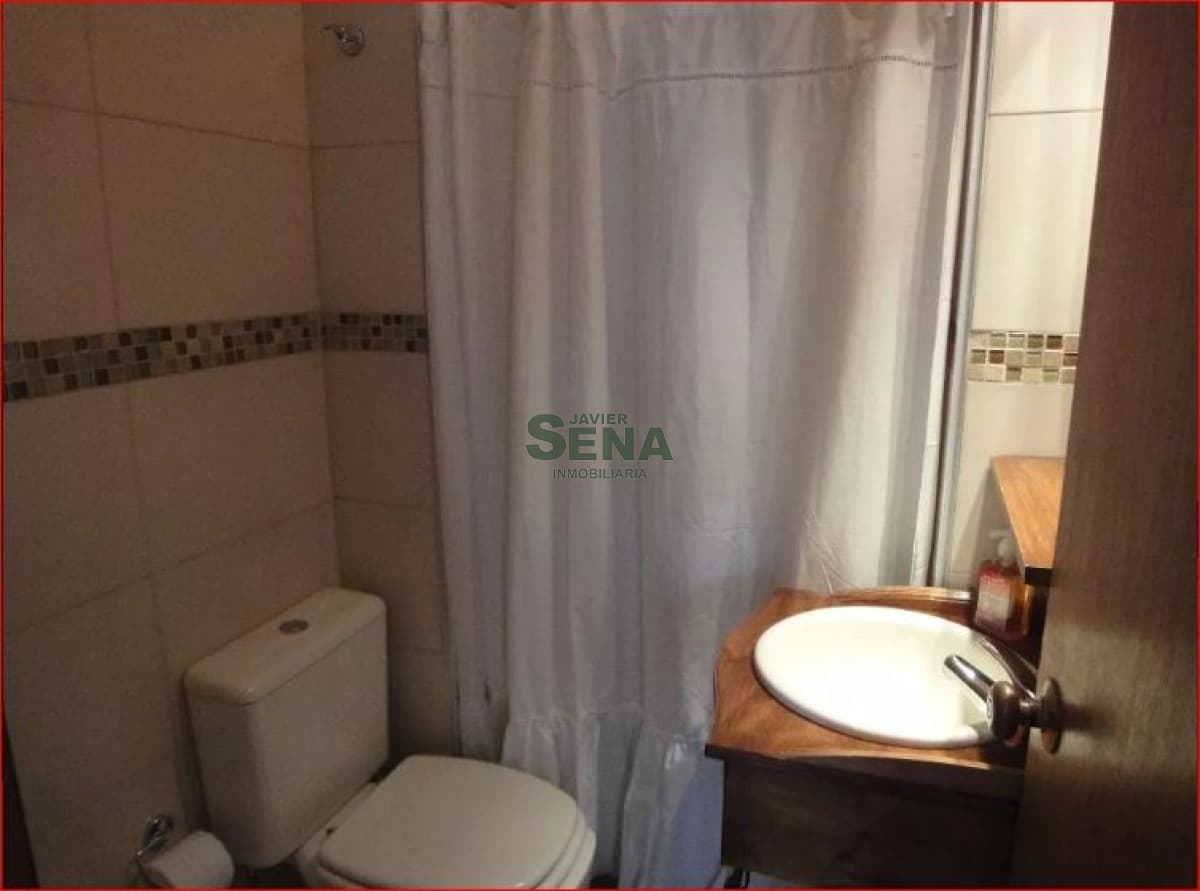 Venta de apartamento en la peninsula, 2 domitorios, 2 baños, con balcon.