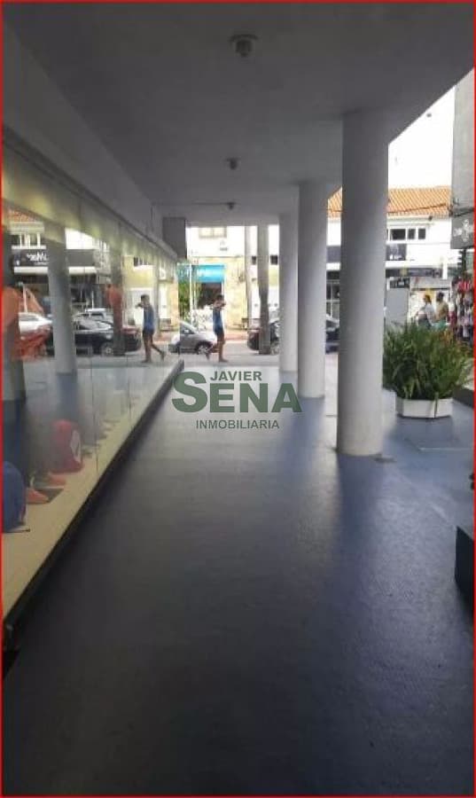 Alquiler de apartamento en la Peninsula, de 1 dormitorio, baño, para vivir todo el año.