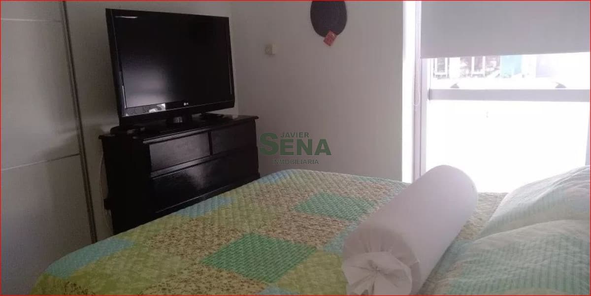 Alquiler de apartamento en la Brava, 2 dormitorios, con servicios.
