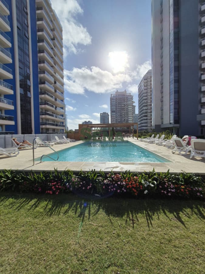 Alquiler temporal en Aidy Grill de apartamento, de 3 dorm y 2 baños con amenities