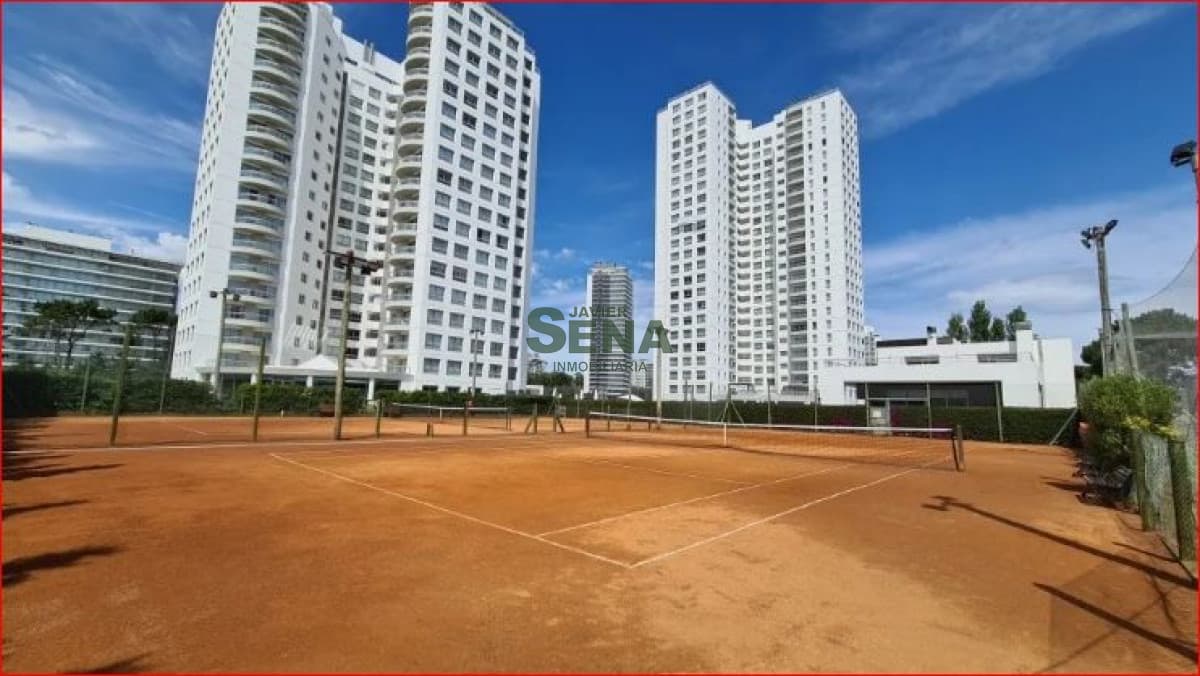 Alquiler de apartamento en la Roosevelt, 1 dormitorio, baño, todos los servicios.