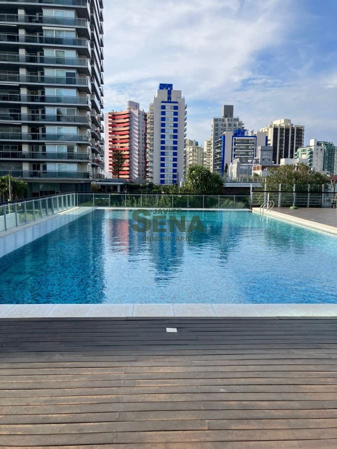 Venta de apartamento en la Mansa, 2 dormitorios, 2 baños, balcon con Parrilla.