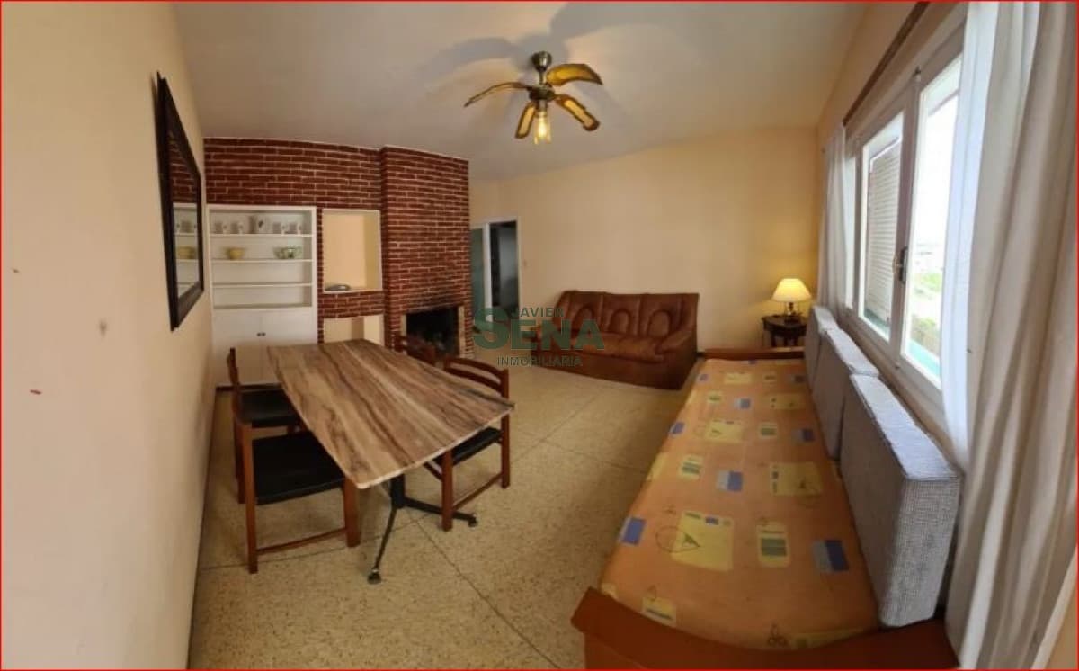 Alquiler de apartamento en la Brava, 2 dormitorios, 2 baños, a metros del mar.