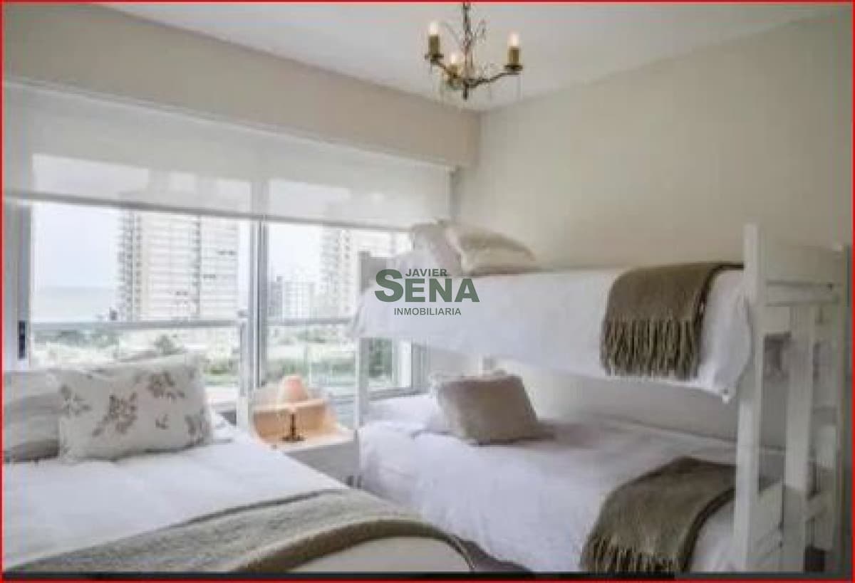 Alquiler de apartamento en la Mansa, 2 dormitorios y medio, 2 baños, piscina, canchas, servicios.