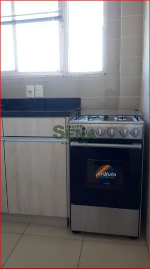 Alquiler de apartamento en la Mansa, 2 dormnitorios, baño, buena vista a la bahia.