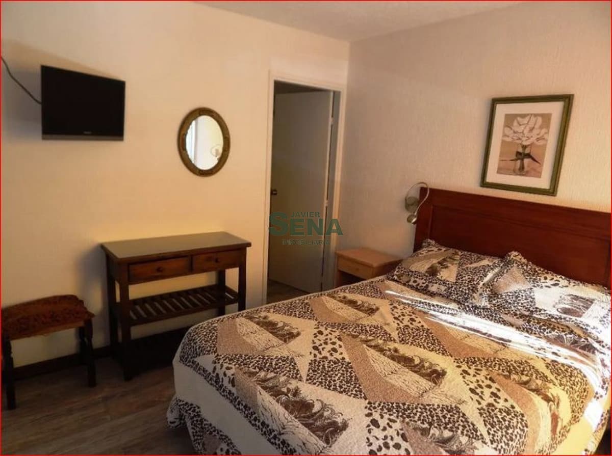 Alquiler de apartamento en la mansa, 1 dormitorio, baño, cerca de todo.