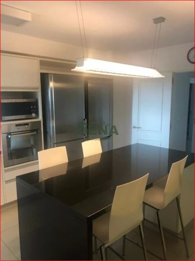 Venta y alquiler de apartamento en la Brava, 3 dormitorios, 5 baños, la mejor vista y servicios.