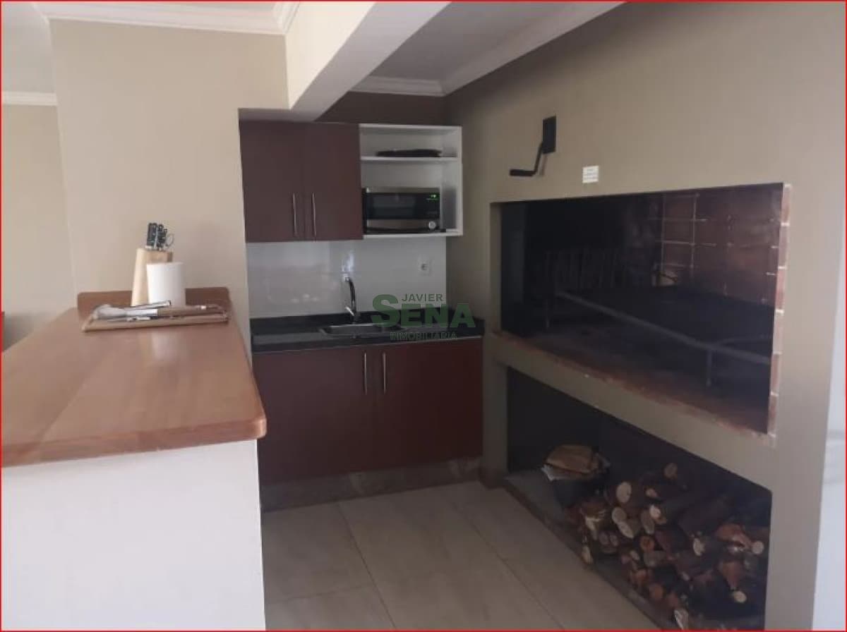 Alquiler de apartamento en la Roosevelt, 1 dormitorio, baño, piscina, servicios a estrenar.