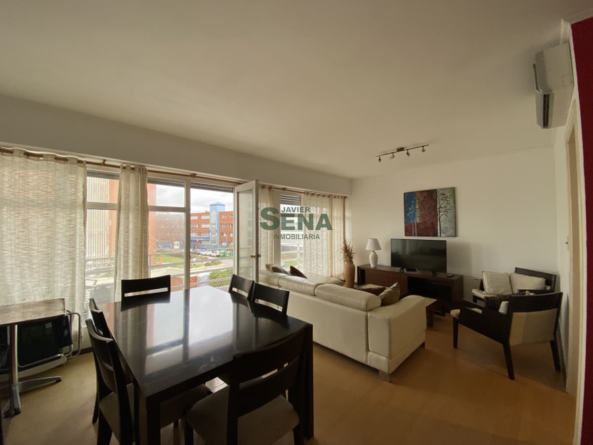 Venta de apartamento en la Mansa, 2 dormitorios, 2 baños, balcon en rambla.