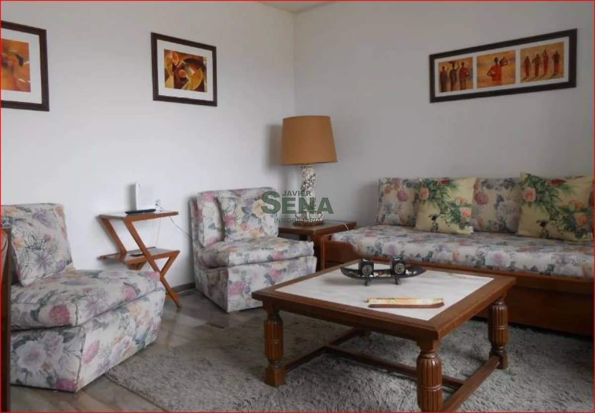 Alquiler y venta de apartamento en la brava, 2 dormitorios, baño, servicios, buena vista.