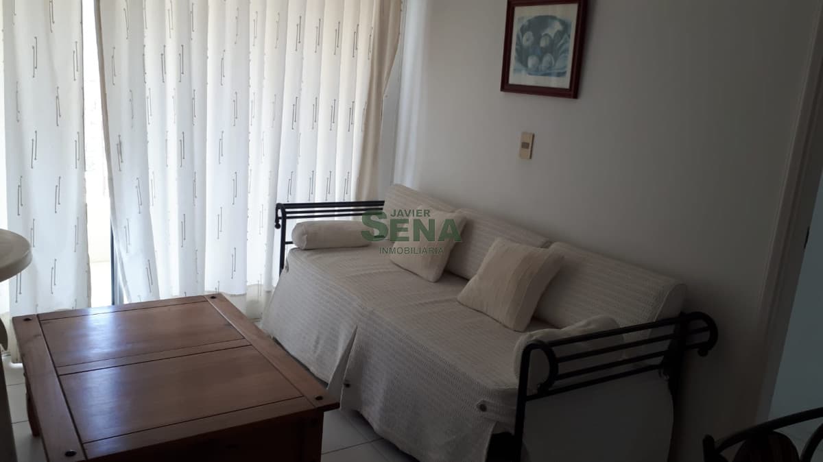Alquiler de apartamento en la brava, 1 dormitorio, baños, piscina todos los servicios.
