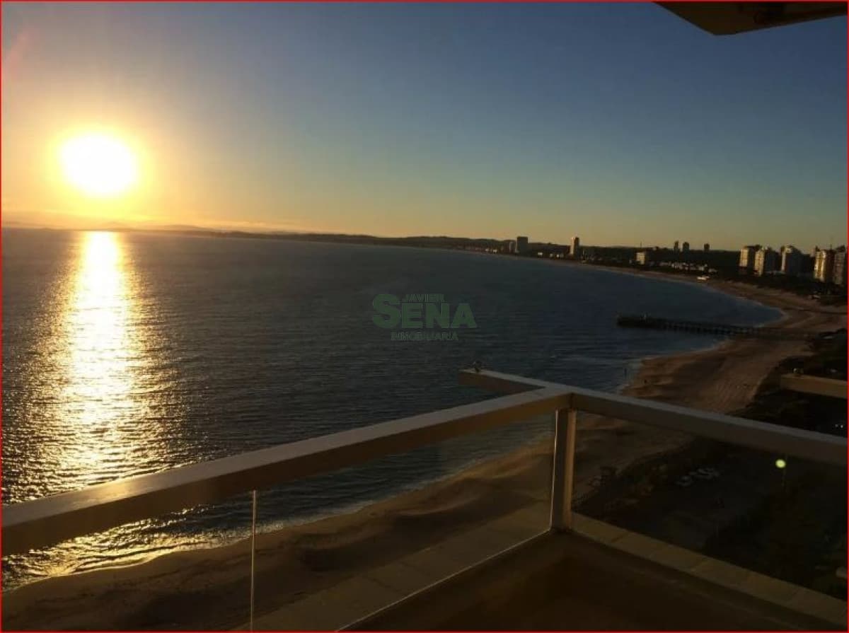 Apartamento ID.167558 - Alquiler de apartamento en la brava, 3 dormitorios, 2 baños, balcon, gran vista al mar.