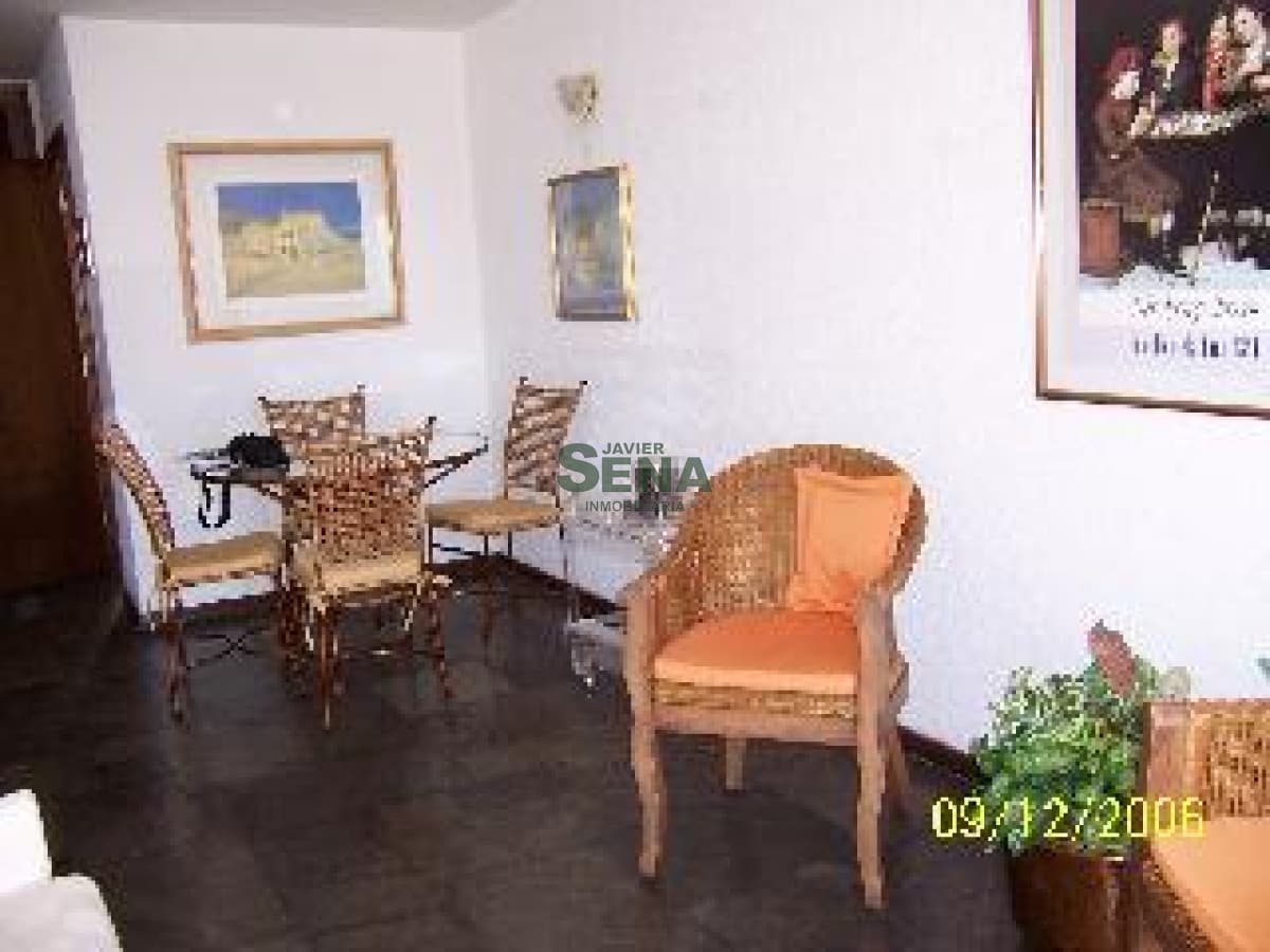 Venta de apartamento en la Brava, 1 dormitorio, baño, vista y servicios.