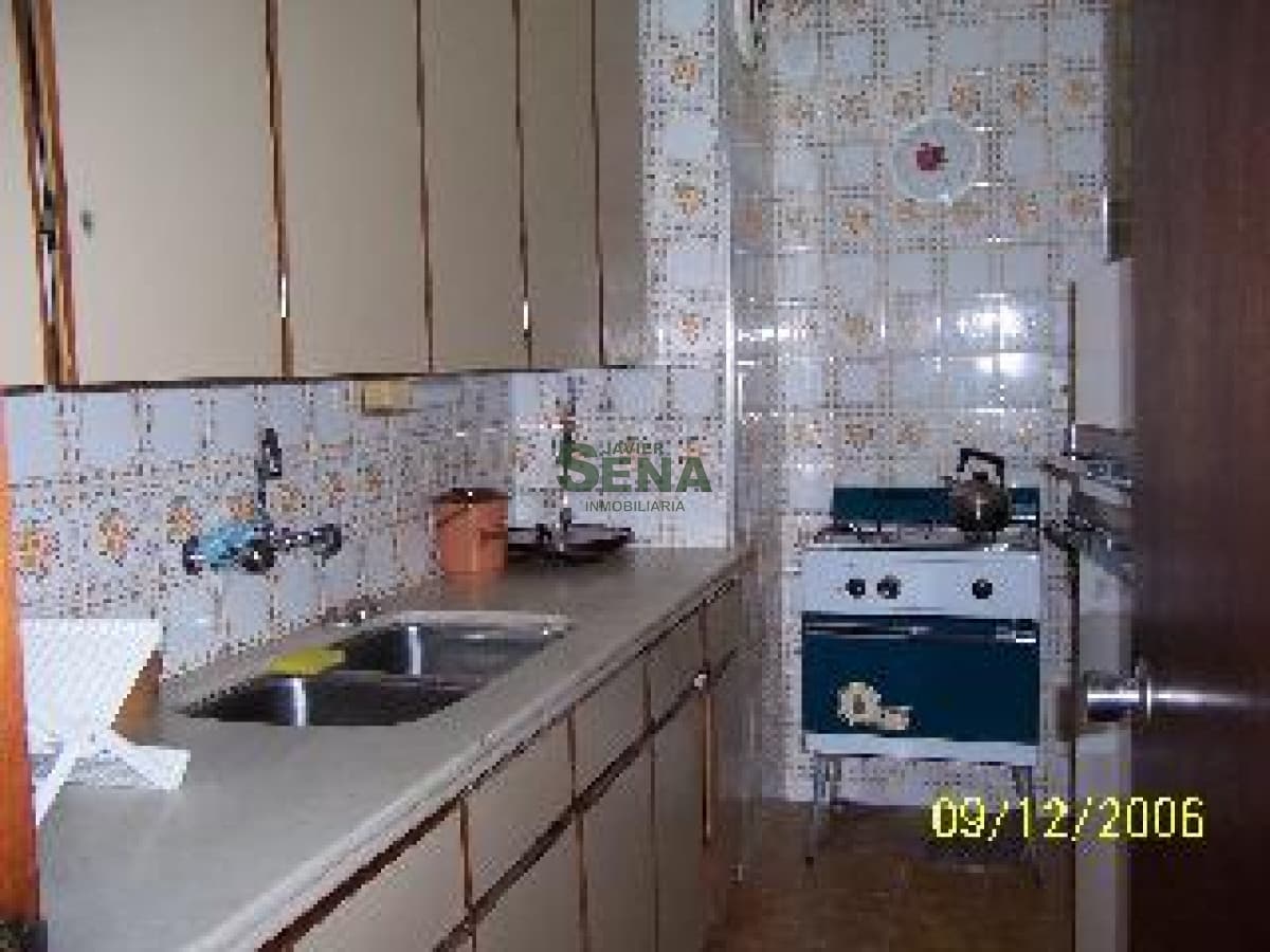 Venta de apartamento en la Brava, 1 dormitorio, baño, vista y servicios.