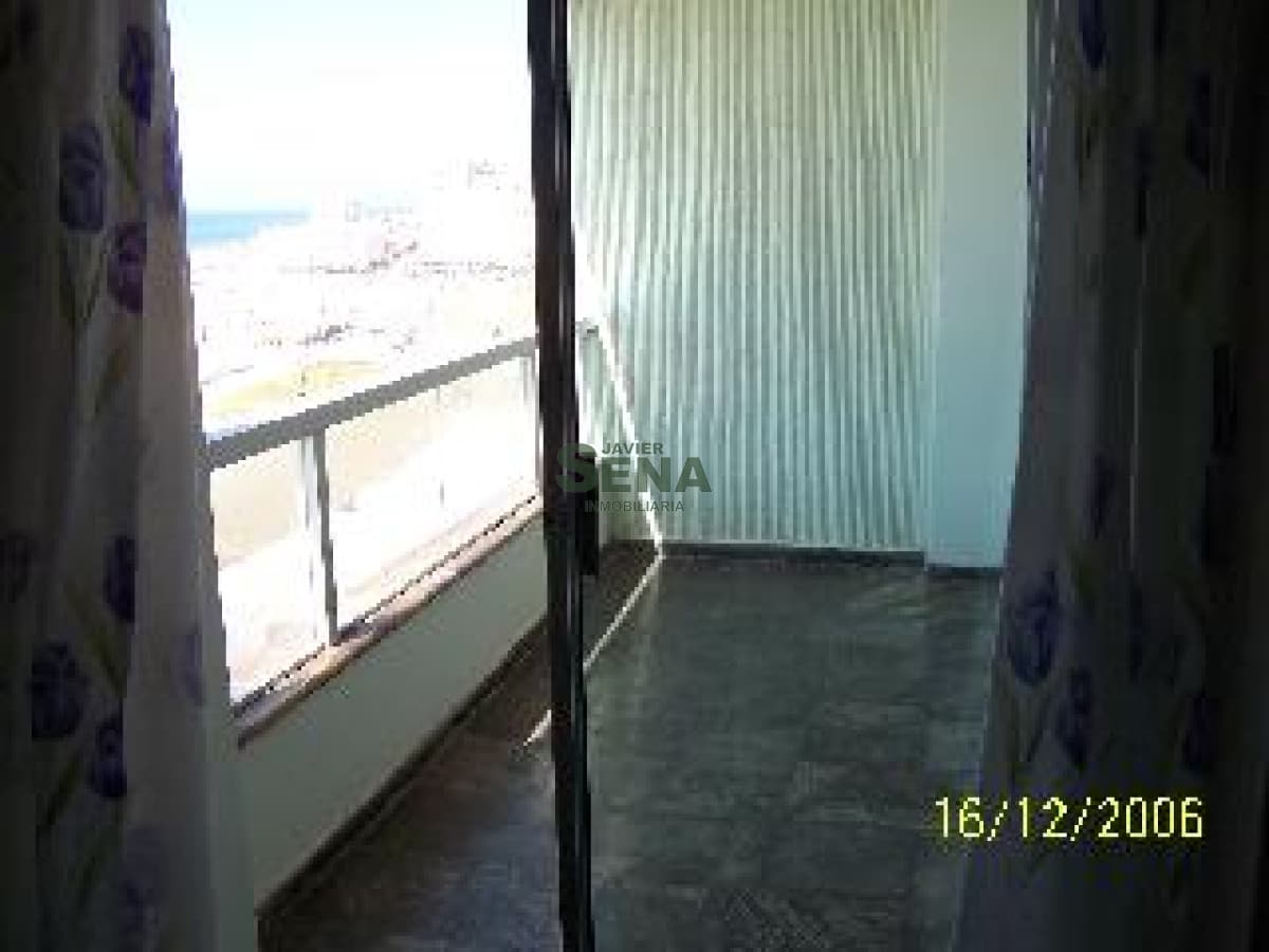 Alquiler y venta en la Brava, 1 dormitorio, baño, la mejor vista.