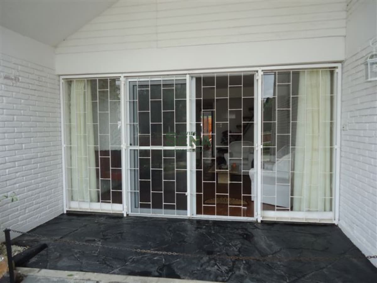 Alquiler y Venta de apartamento en la Mansa, 3 dormitorios, 3 baños, ideal para Flia. grande
