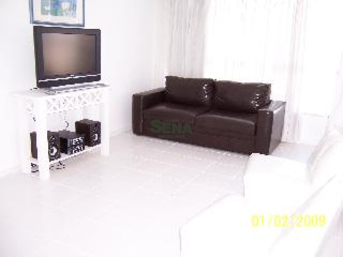 Brava, 1 dormitorio y medio, muy lindo gran vista con todos los servicios.