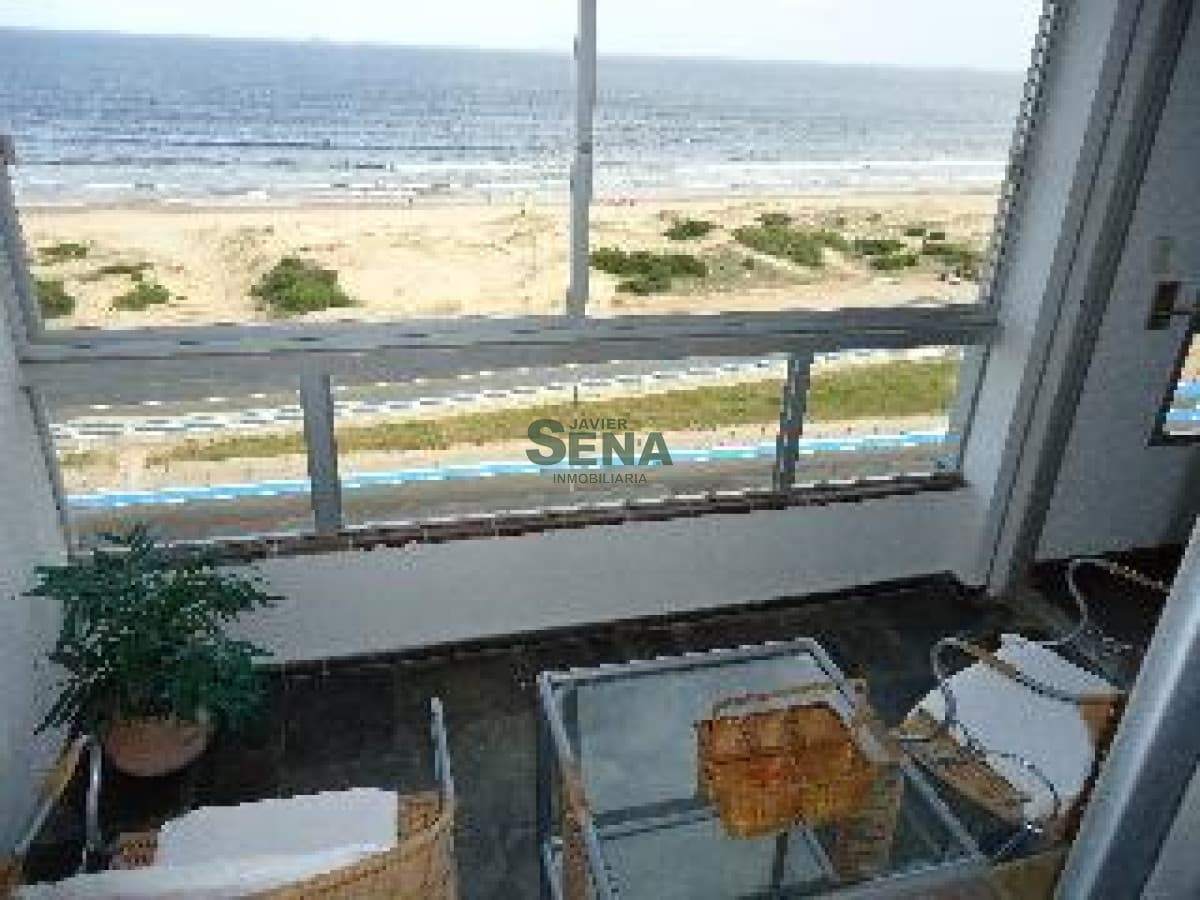 Venta y alquiler en la Brava, 1 dormitorio, baño, linda vista y servicios.
