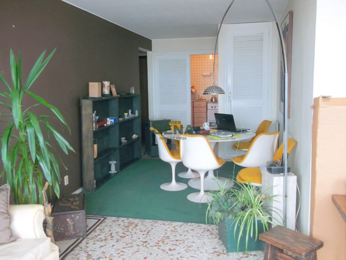 Venta y alquiler Peninsula, 2 dormitorios, 2 baños, con vista y servicios
