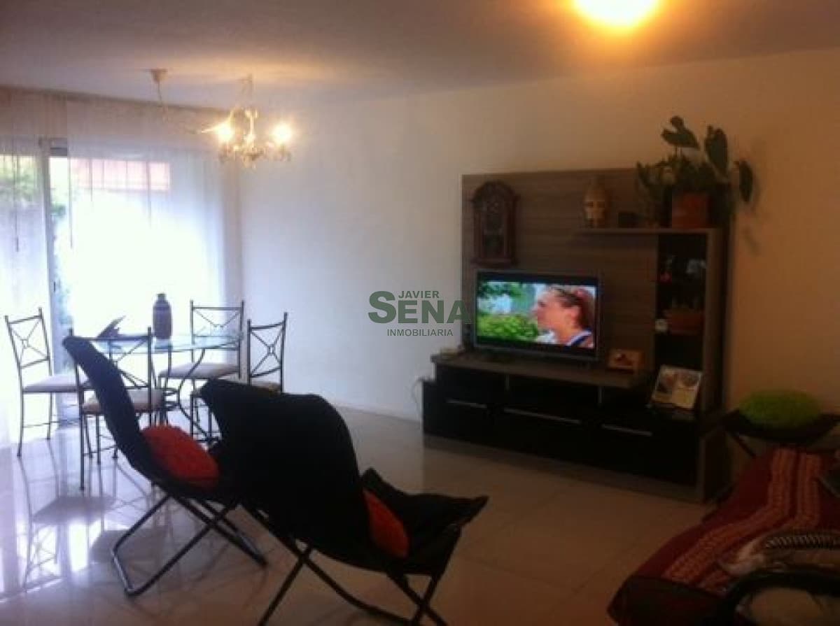 Venta y alquiler MODERNO APTO EN EL CENTRO DE MALDONADO.