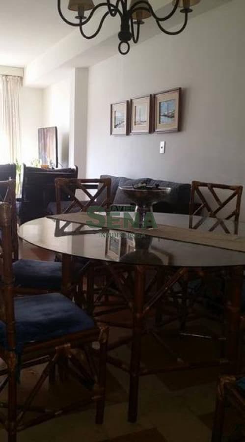 Venta y alquiler en Peninsula, 3 dormitorios, 2 baños, edificio emblematico.