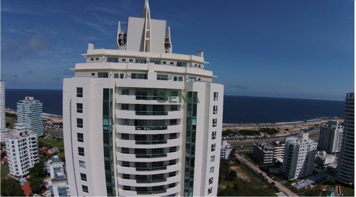 Venta de apartamento en la Brava, 2 dormitorios, 2 baños, gran vista brava