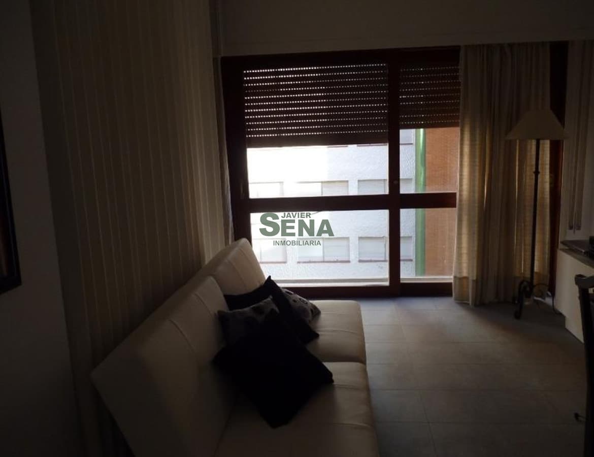 Alquiler de apartamento en la Brava, 2 Dormitorios a metros del Mar.