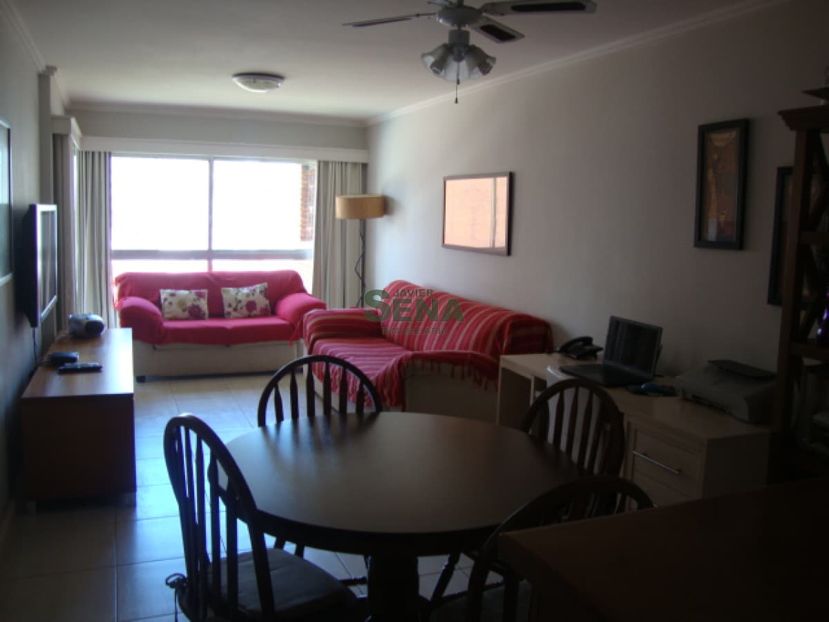 Brava, 1 dormi y medio, servicios y balcon