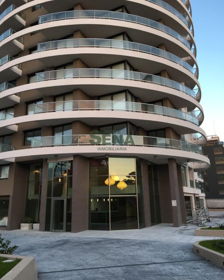 Venta de apartamento en la Roosevelt a Estrenar, 1 Dormitorio, con servicios.