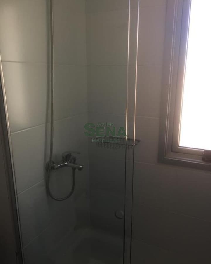 Alquiler de apartamento en la Brava, 2 dormi, 2 baños a mts. del Mar