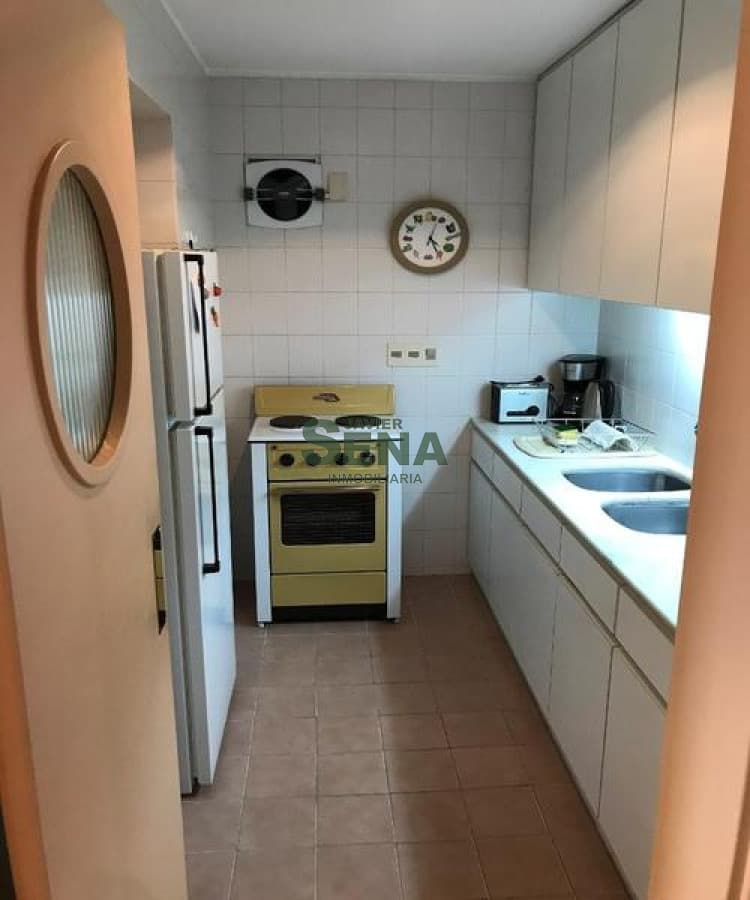 Venta  de Aartamento  A UNA CUADRA DE GORLERO, 2 dormitorios, 2 baños, con vista.