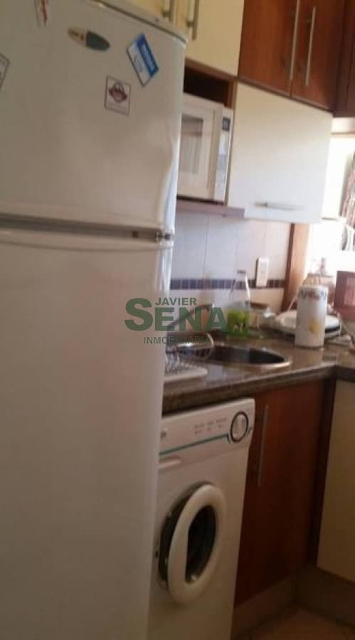 Venta de apartamento en la Peninsula, 1 dormitorio, baño, cerca del puerto