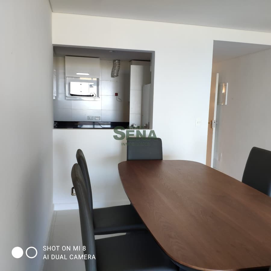 Alquiler y venta de apartamento en la Mansa, 2 dormitorios, 3 baños, piscina, frente al mar.