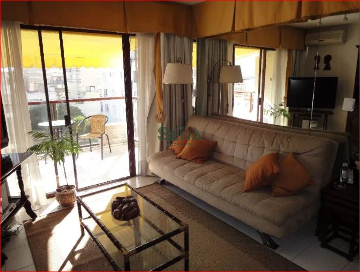 Venta de apartamento en la peninsula, 2 domitorios, 2 baños, con balcon.