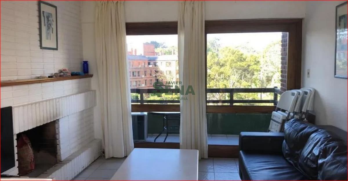 Alquiler de apartamento zona Roosevelt, 3 dormitorios, 2 baños, piscina, cerca del mar.