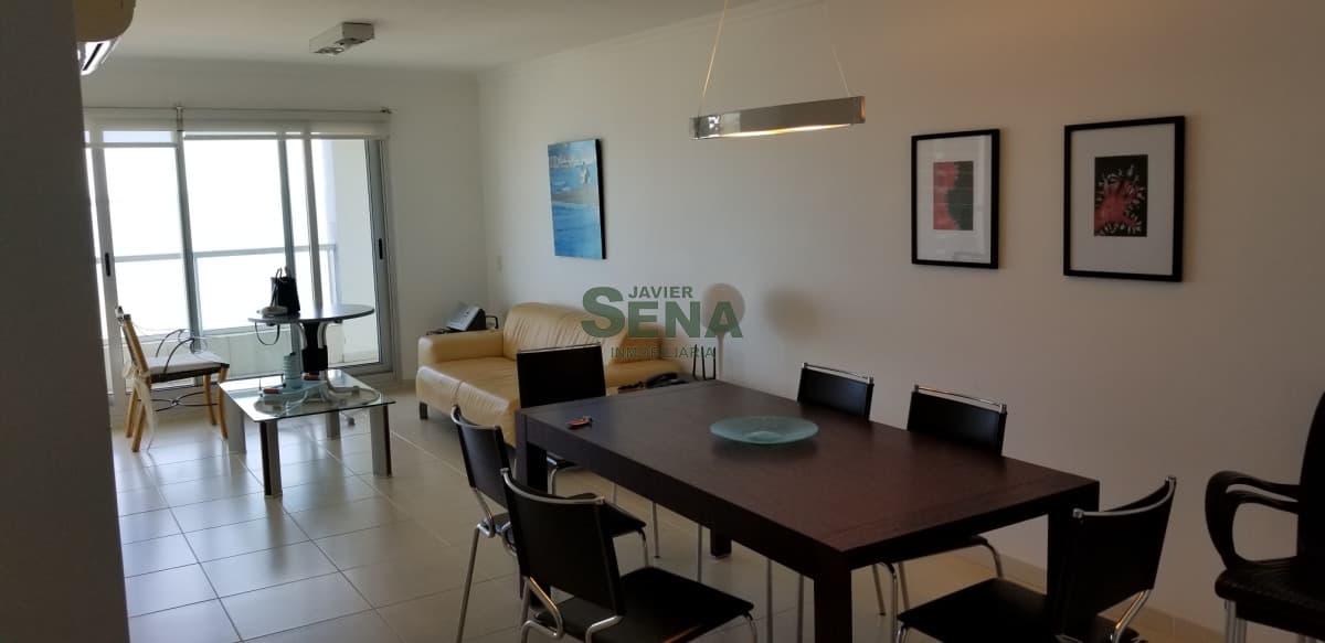 Venta de apartamento en la Mansa, 2 dormitorios, 2 baños, gran vista.