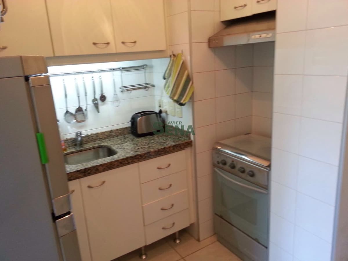 Venta de apartamento en la Roosevelt, 1 dormitorio, baño, piscina, servivios.