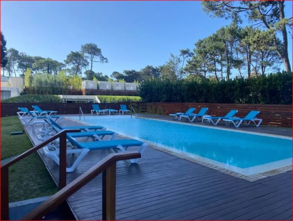 Alquiler de apart en la Roosevelt, 1 dormi, baño, balcon, piscina, servicios.