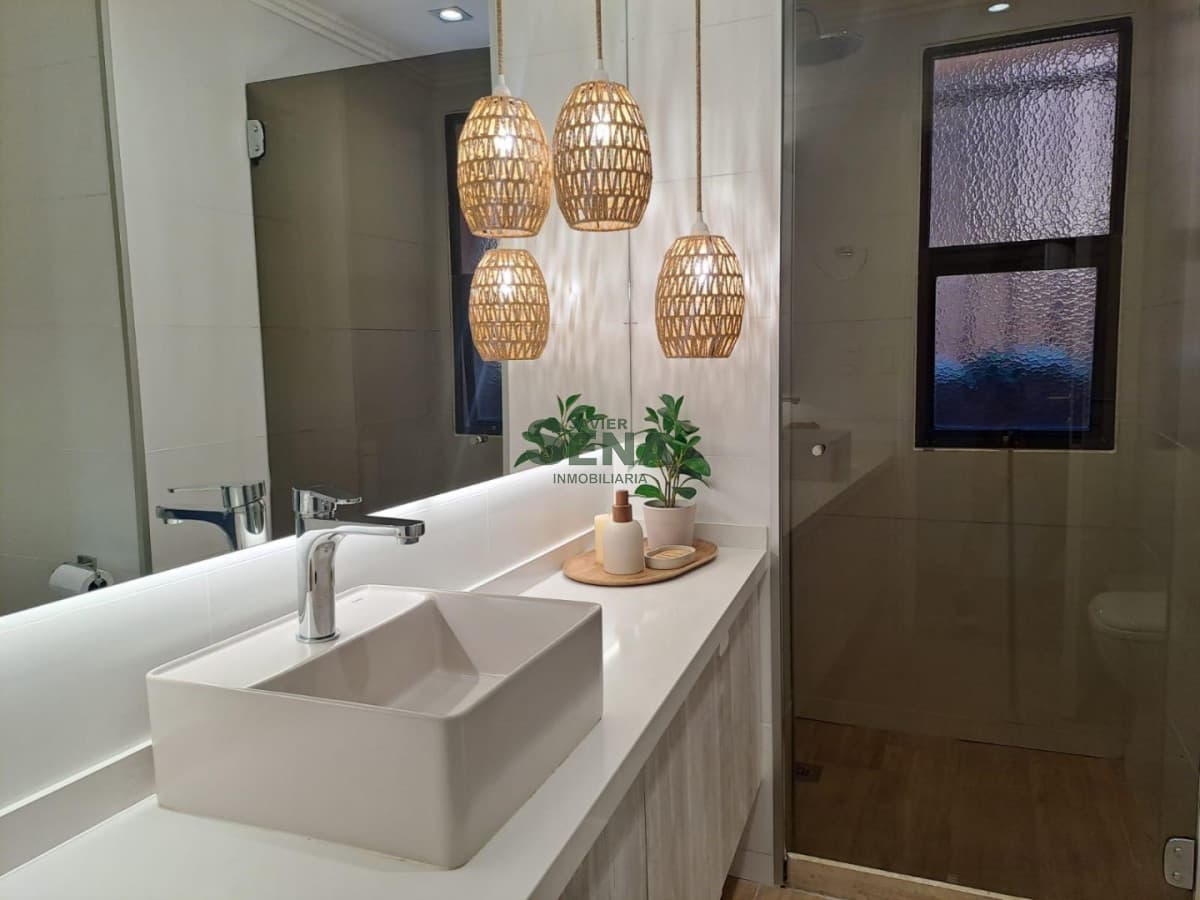 Apartamento en alquiler temporal en la Mansa de 3 dormi, 2 baños, con amenities