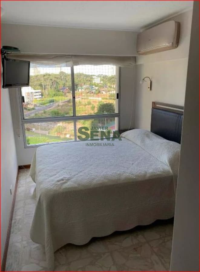 Alquiler de apartamento en la brava, 1 dormitorio, baño, linda vista.